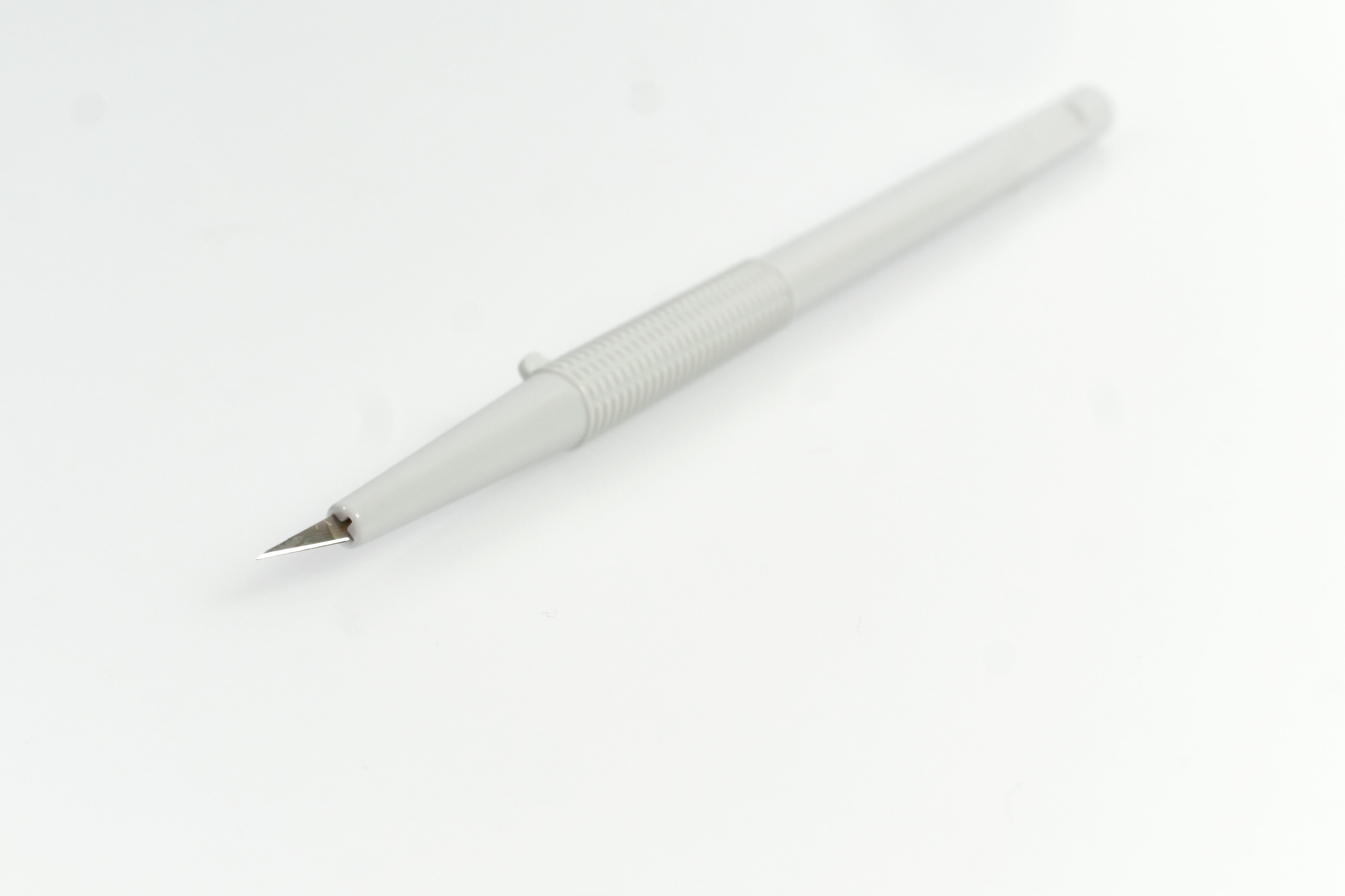 Micro Feather Ophthalmic Scalpel P-715